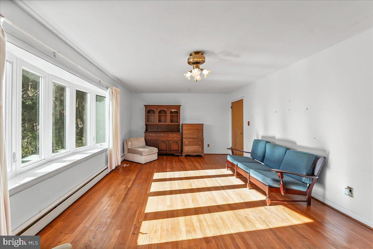 350 Saginaw Road photo 22
