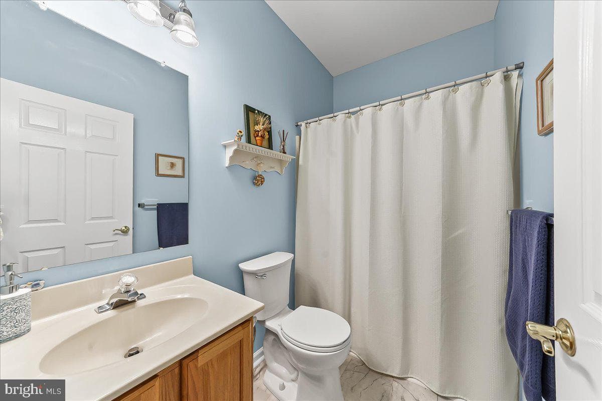 453 E Glenview Drive photo 25