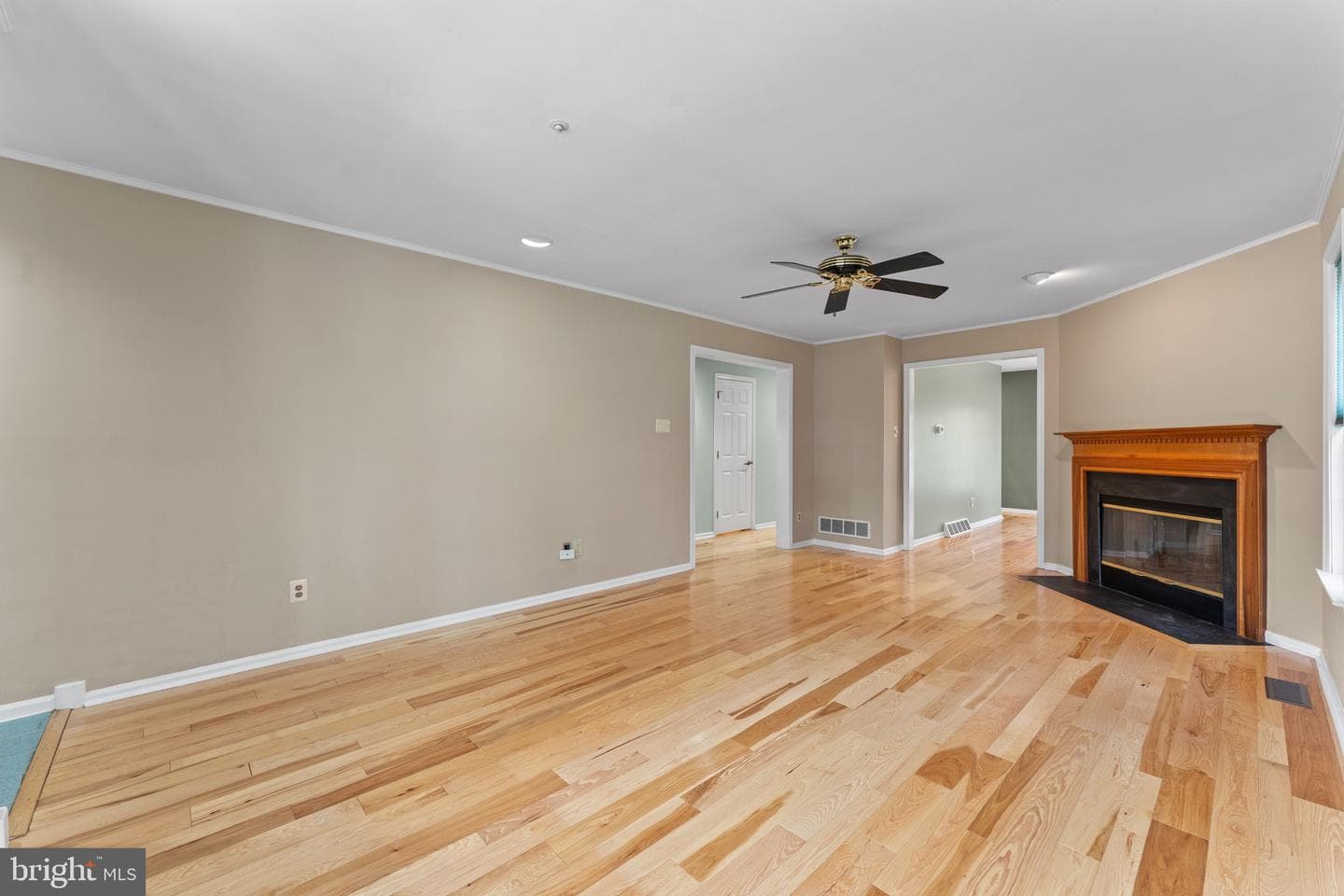577 Pewter Drive photo 8