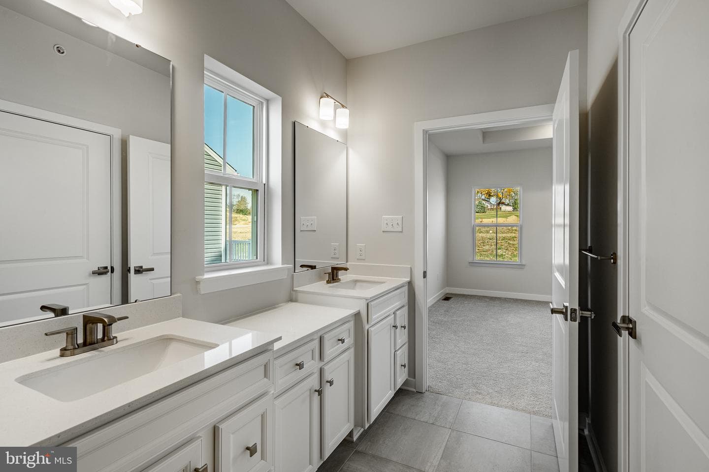 1713 Hydrangea Way photo 15