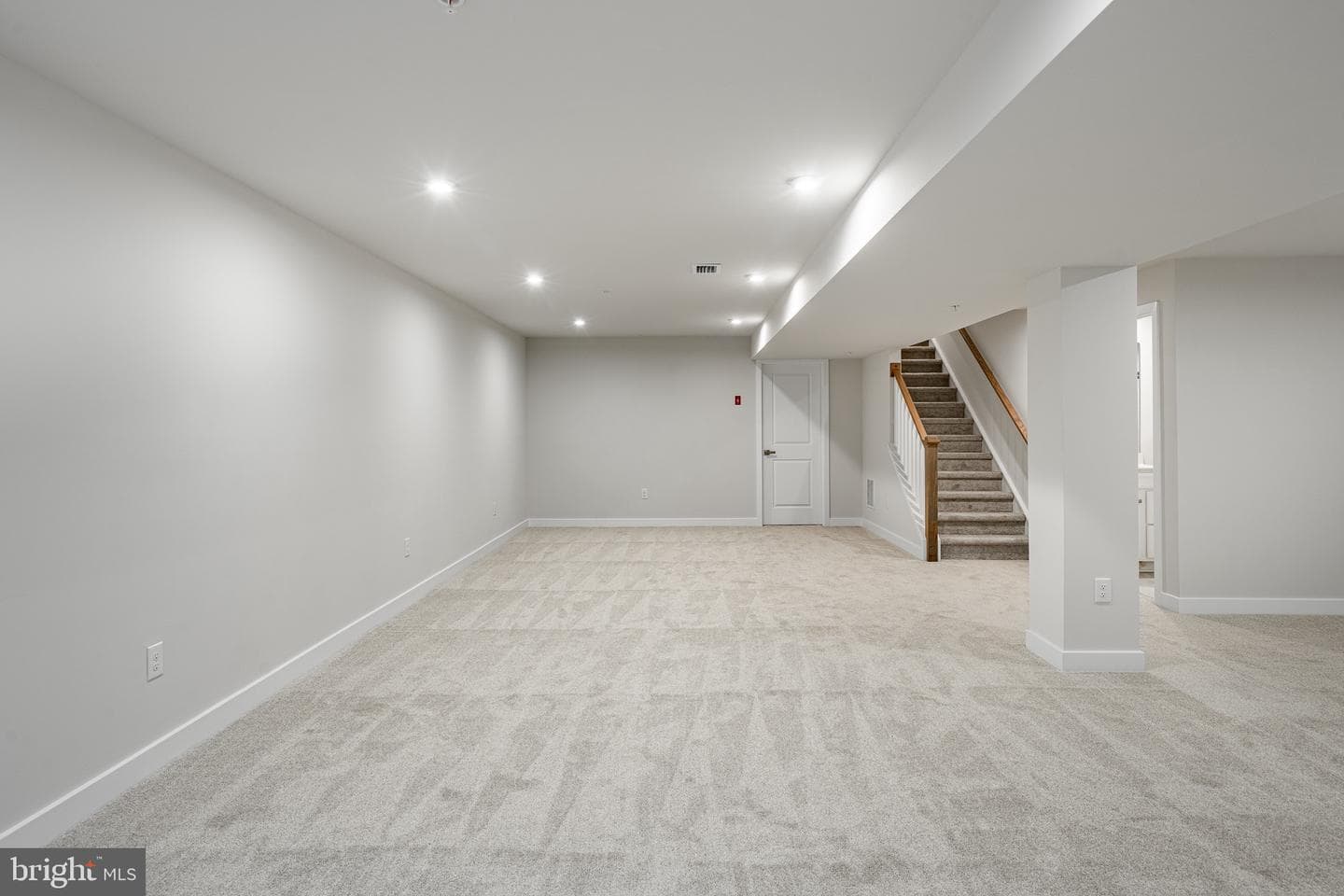 1713 Hydrangea Way photo 29