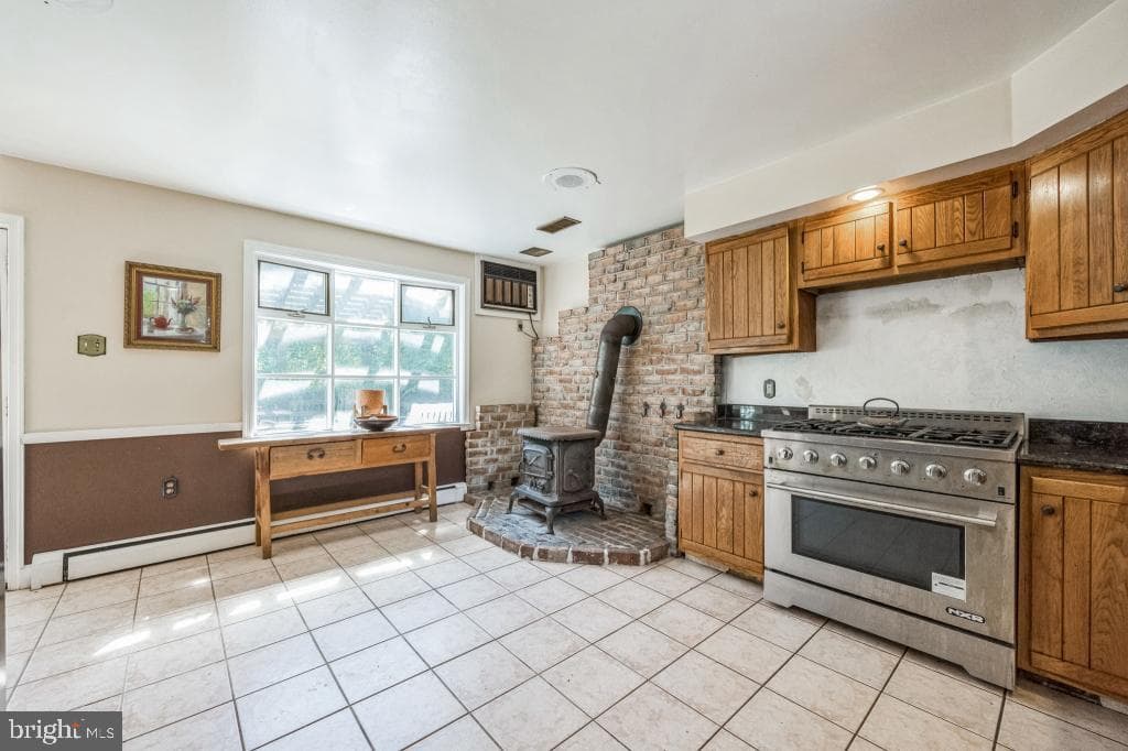 852 Cedar Avenue photo 17