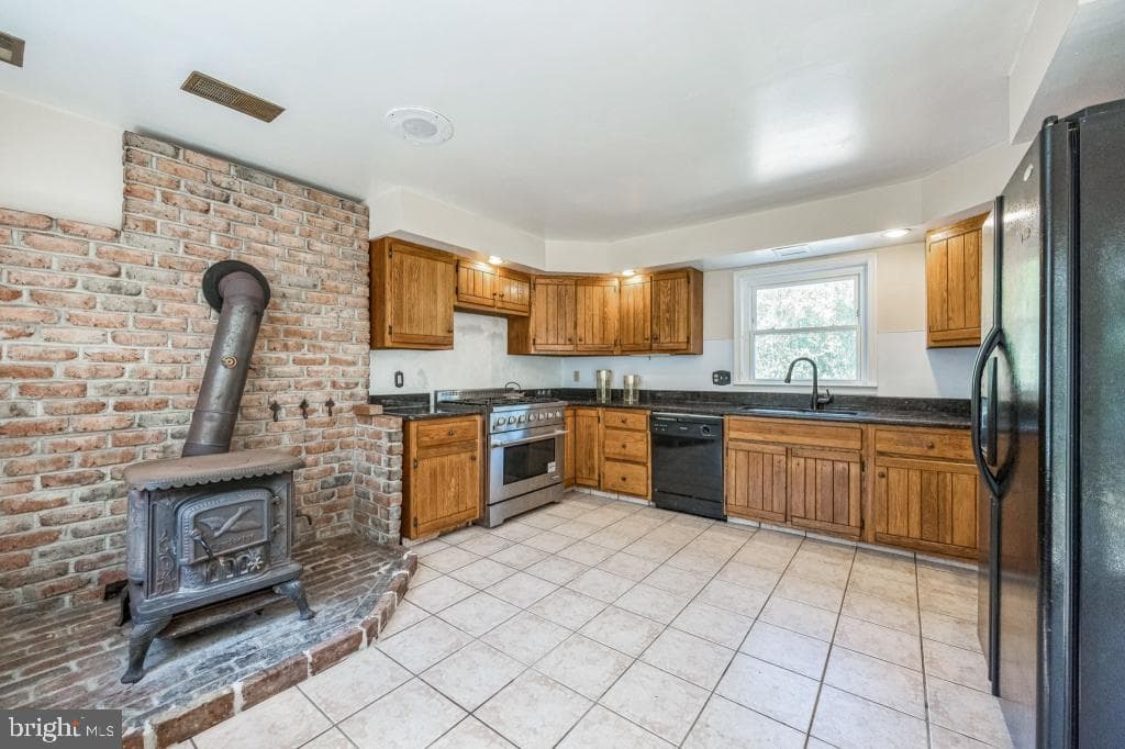 852 Cedar Avenue photo 18