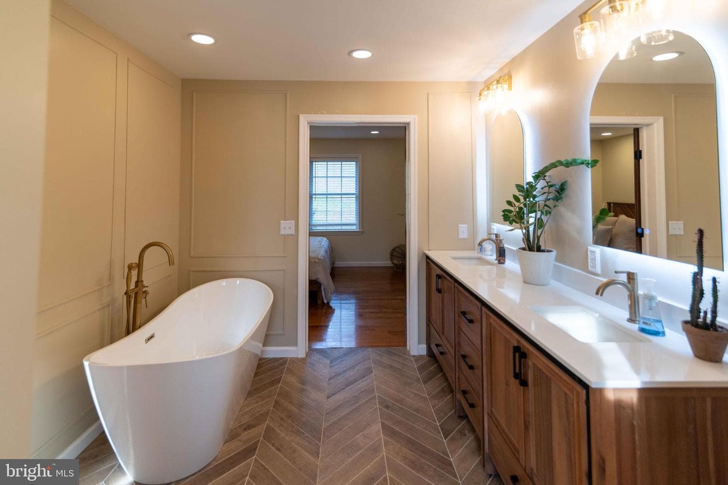 151 S Sandy Hill Road photo 39