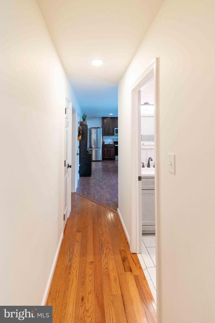 151 S Sandy Hill Road photo 40