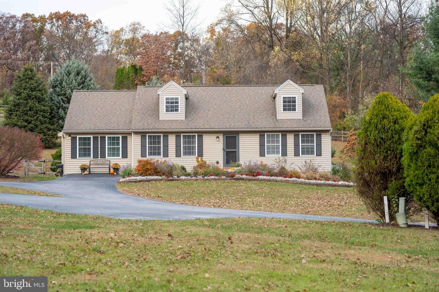 151 S Sandy Hill Road photo 42