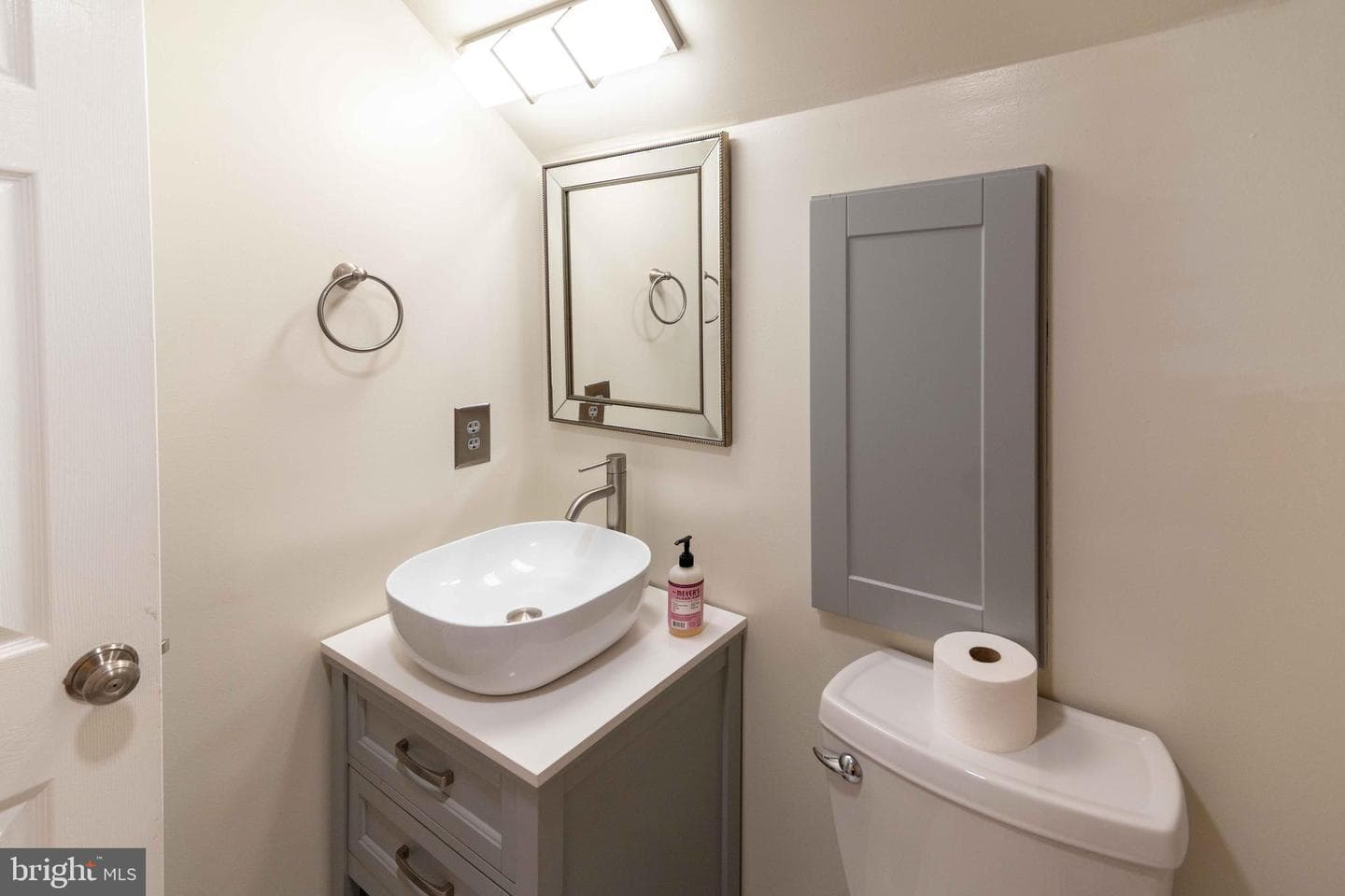 151 S Sandy Hill Road photo 49