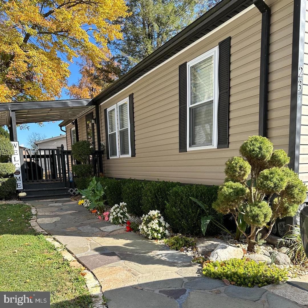 23 Rosewood Drive photo 2