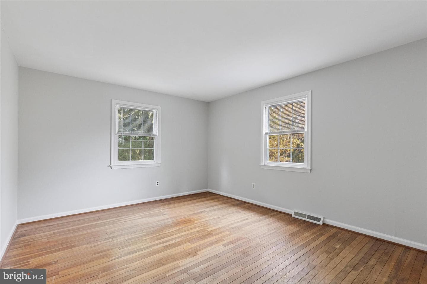 685 Hopewell Road photo 24