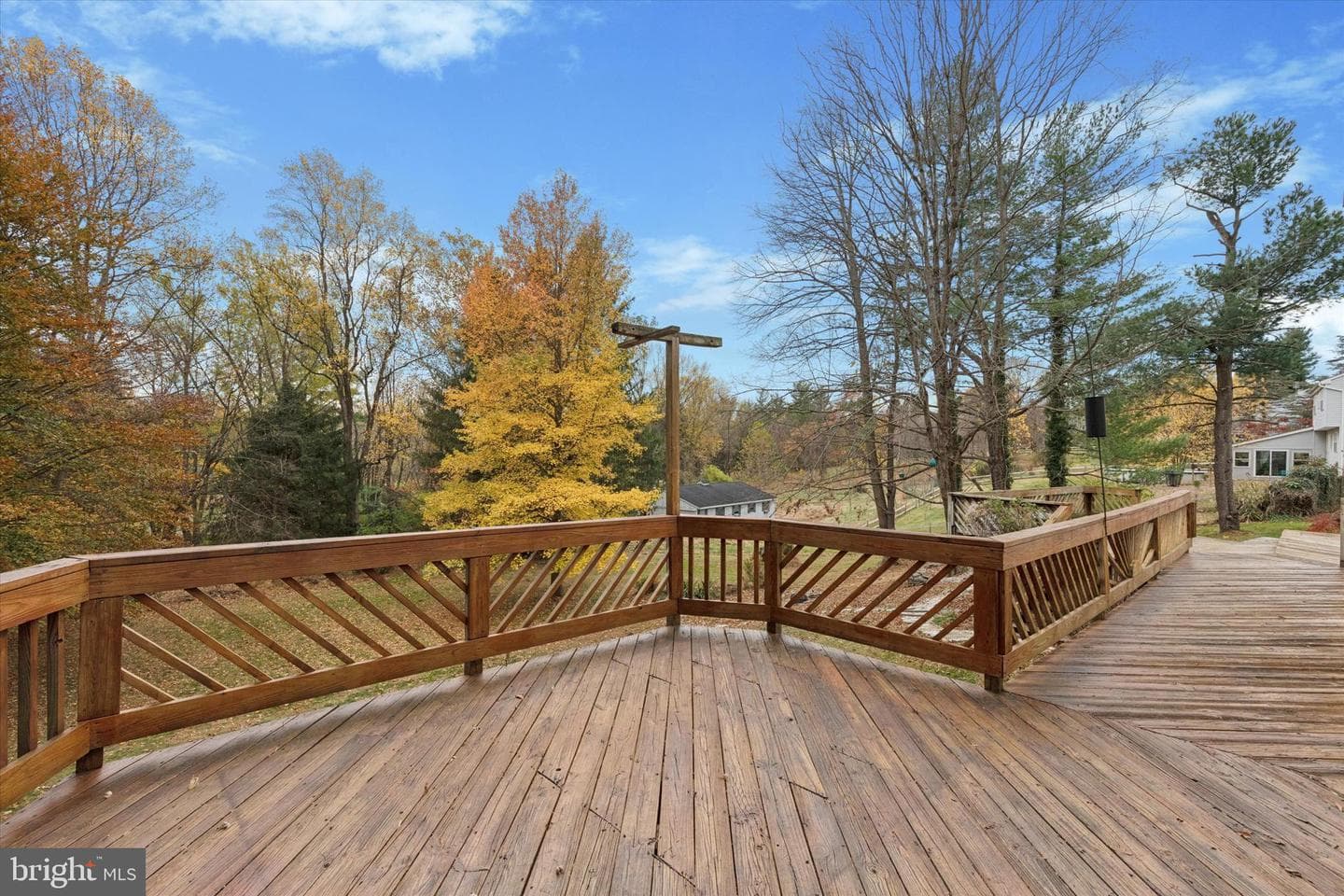 685 Hopewell Road photo 32