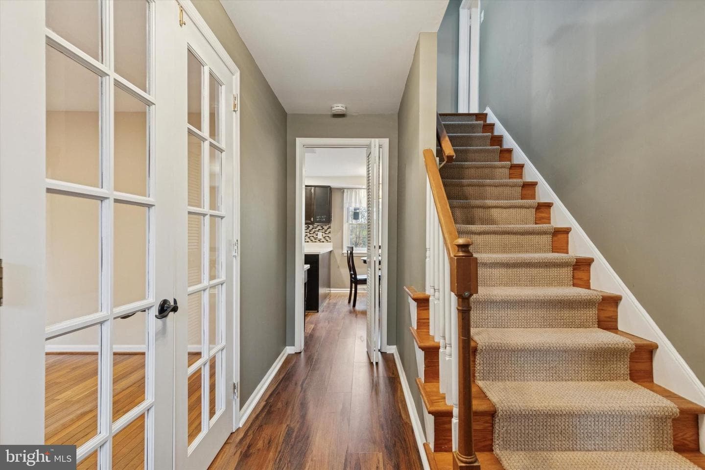 685 Hopewell Road photo 4