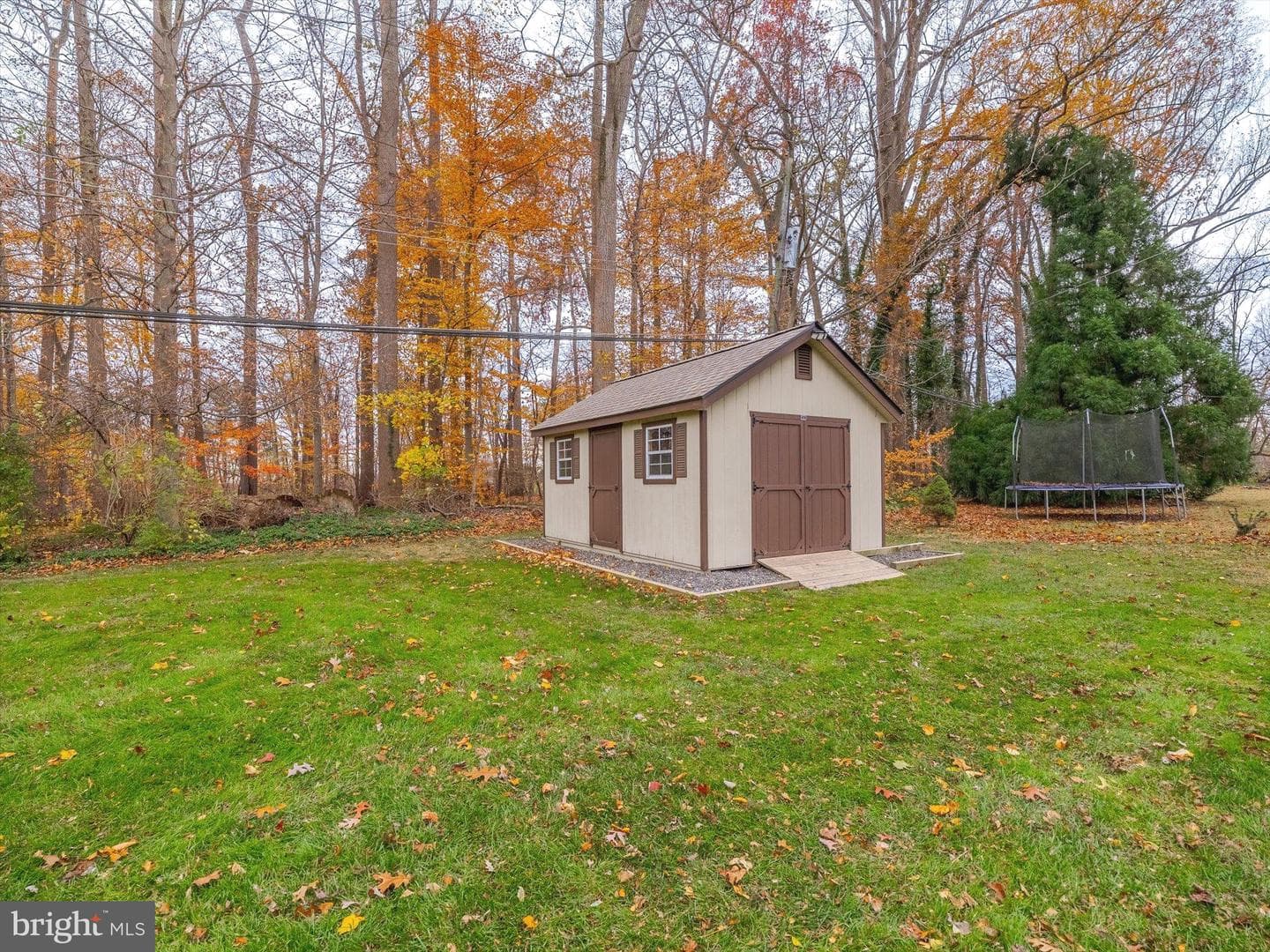 705 Potter Drive photo 10