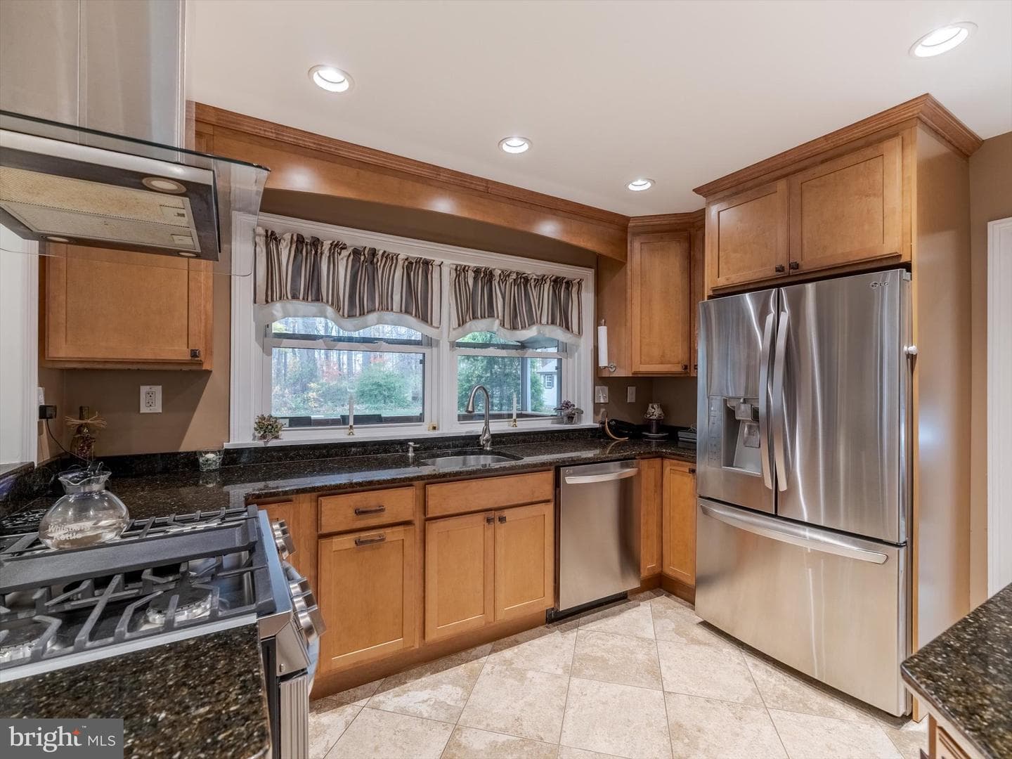 705 Potter Drive photo 19