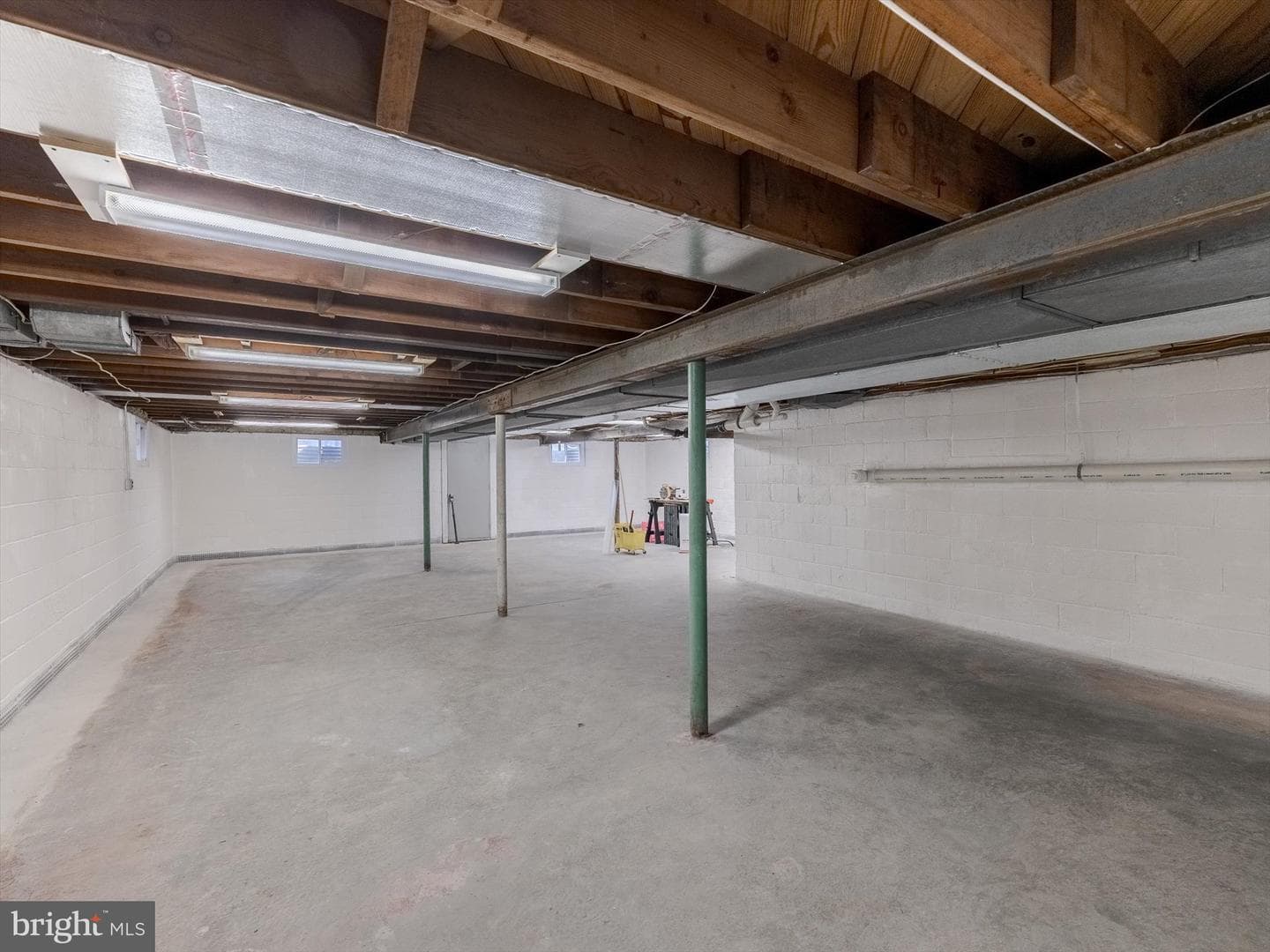705 Potter Drive photo 36