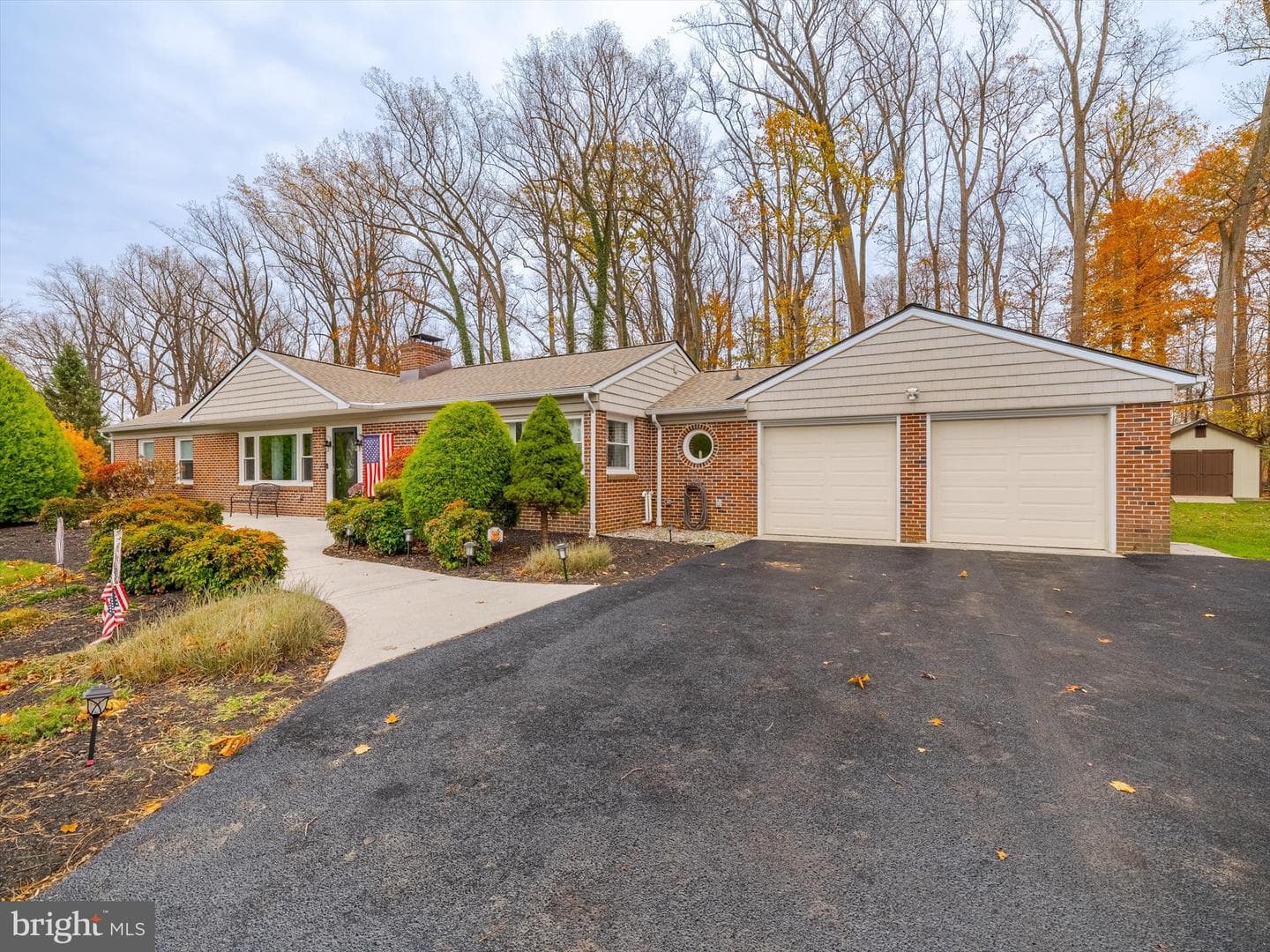 705 Potter Drive photo 6