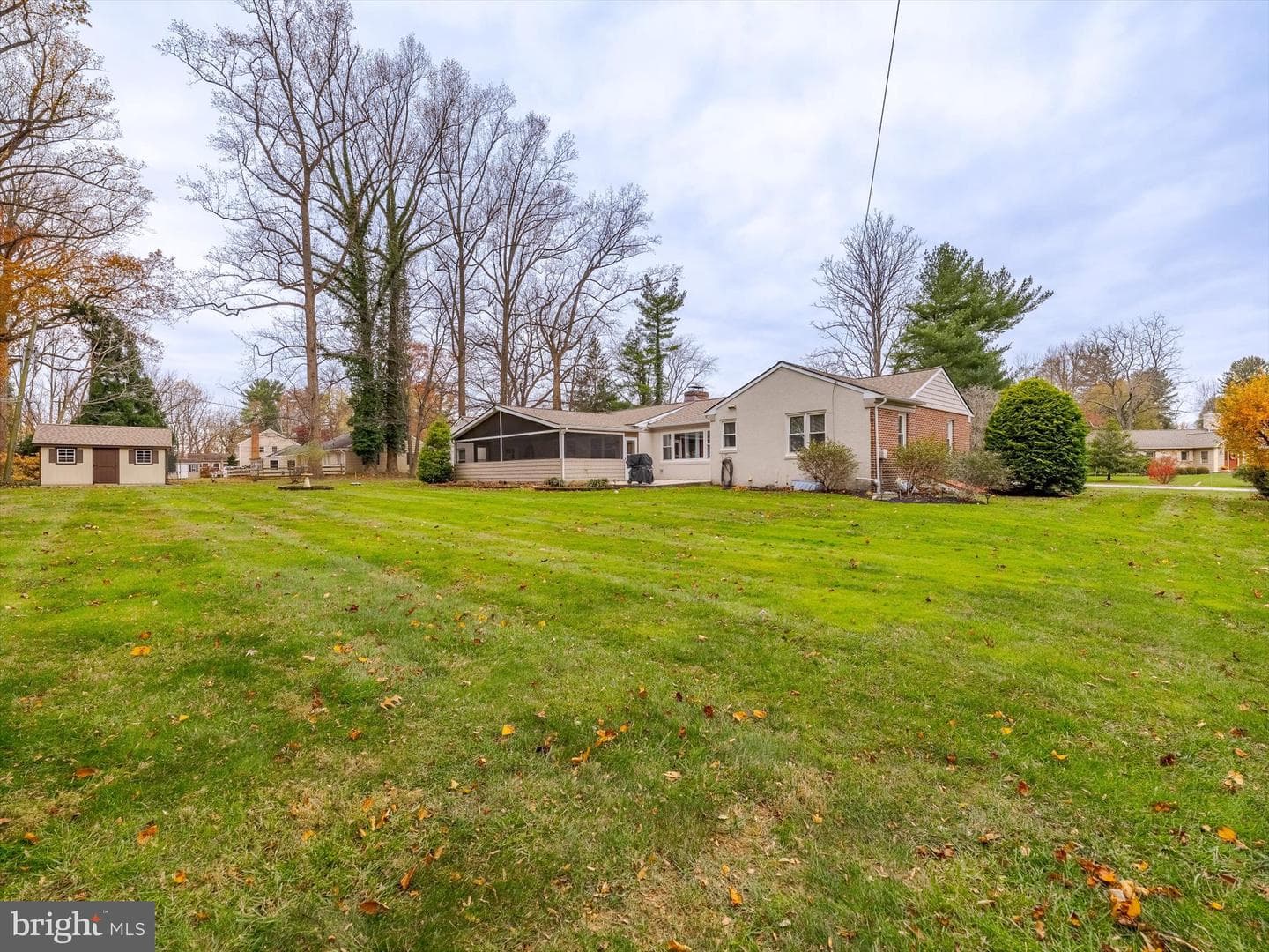705 Potter Drive photo 9