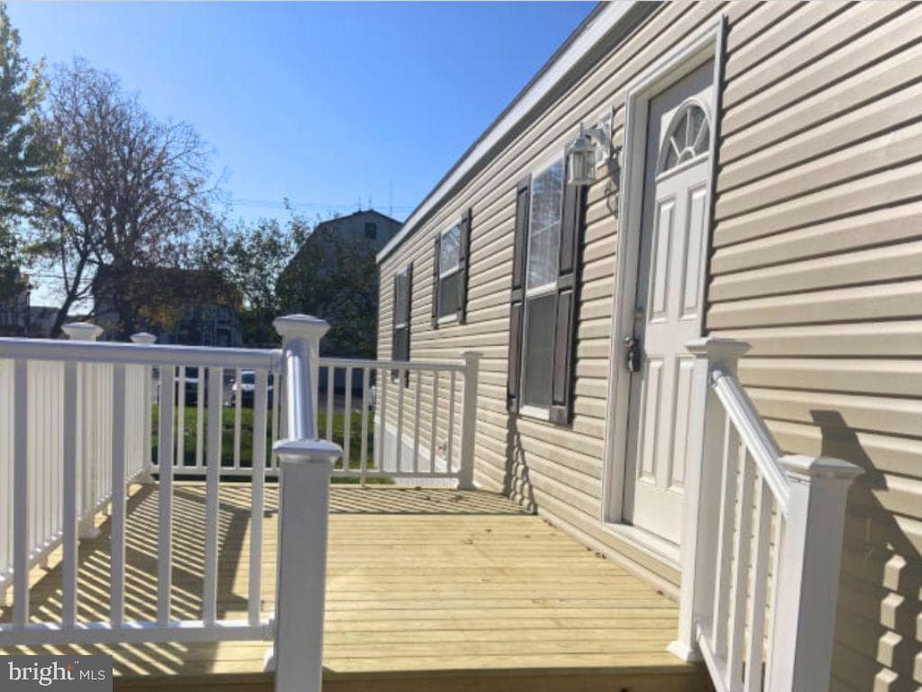 114 Jessie Lane photo 1