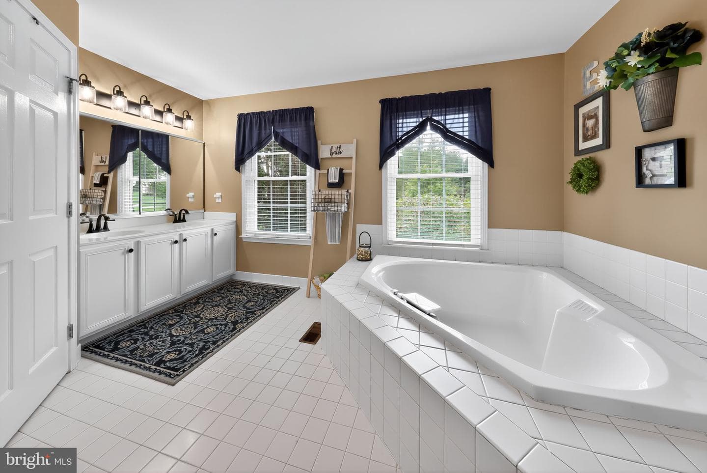 19 Angelica Drive photo 20