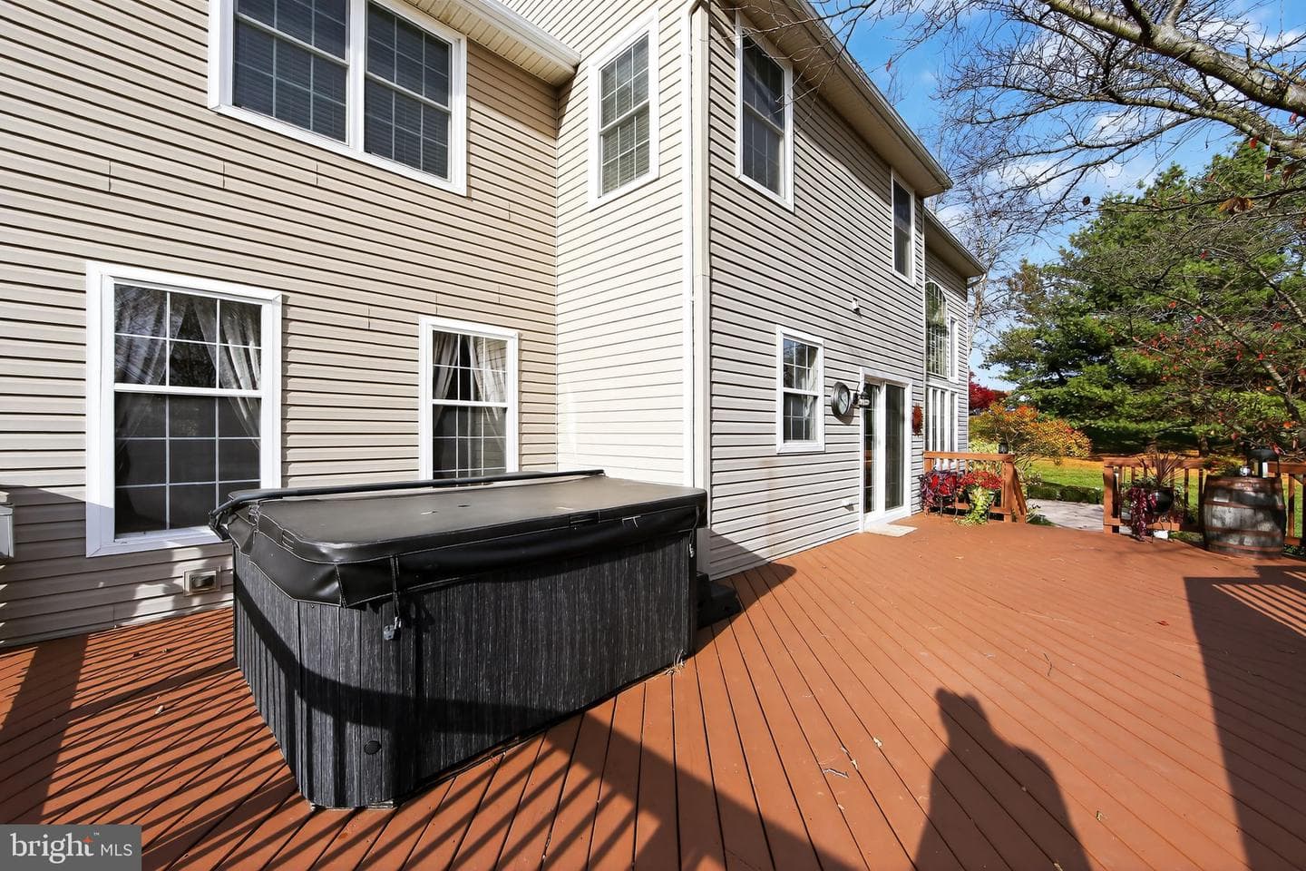 19 Angelica Drive photo 32