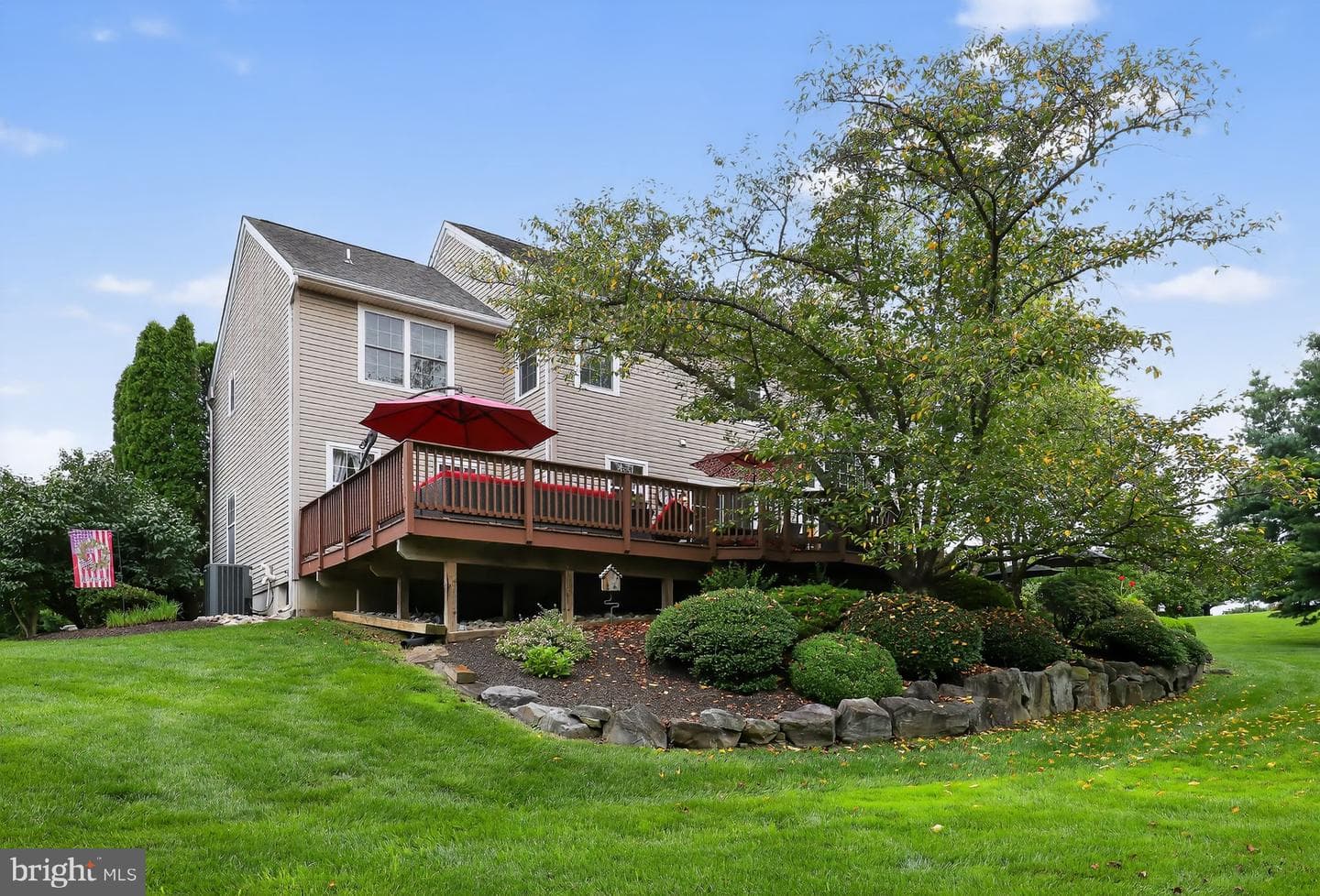 19 Angelica Drive photo 34