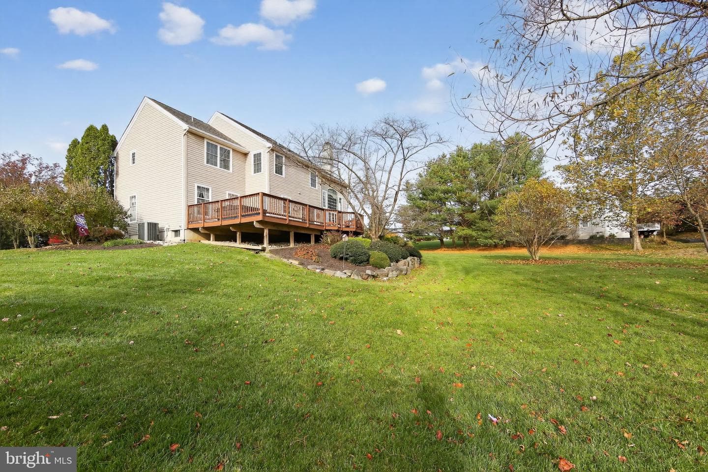19 Angelica Drive photo 37