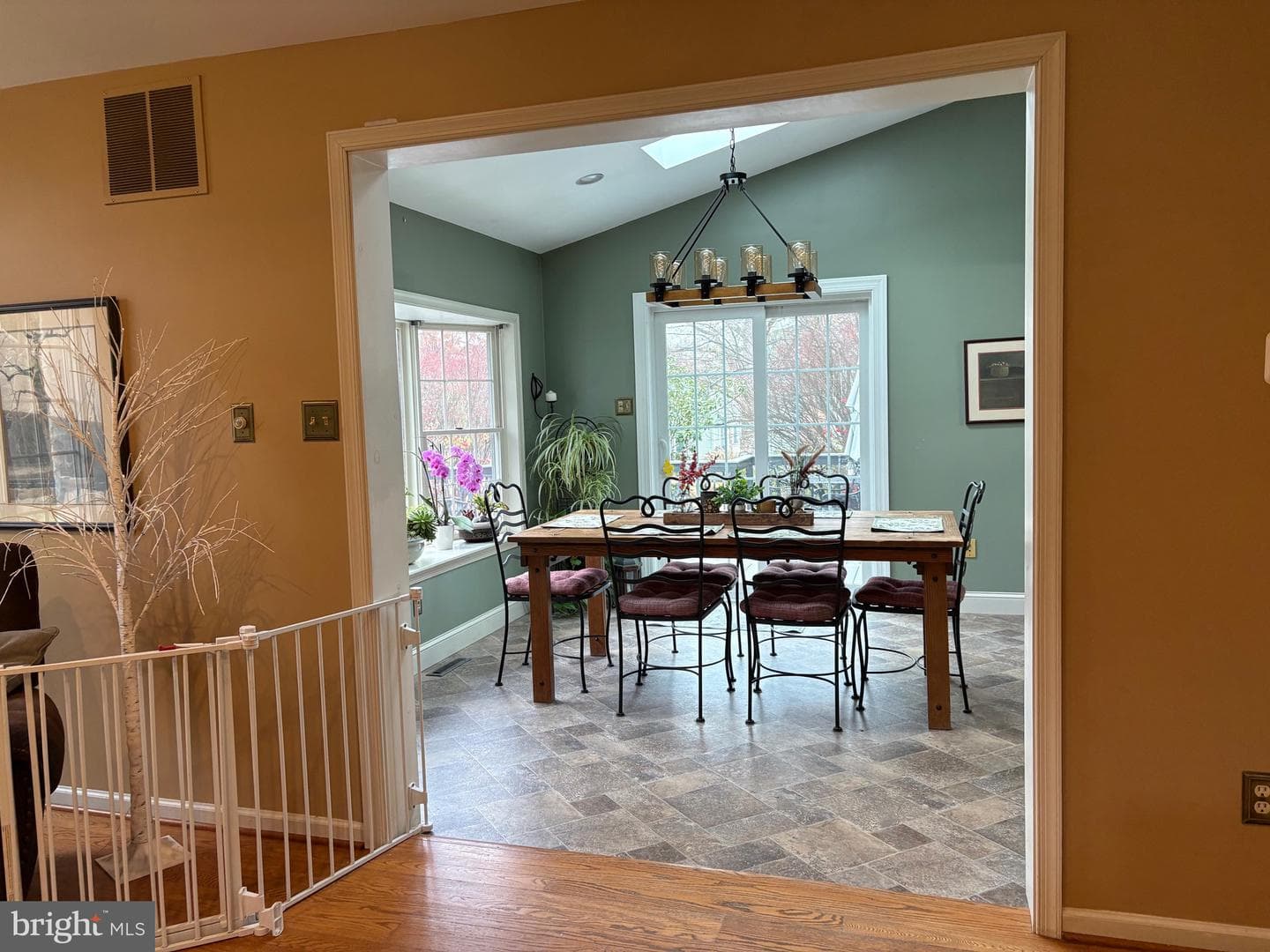 115 Evergreen Drive photo 7