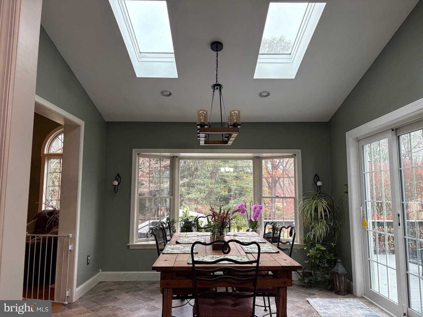 115 Evergreen Drive photo 8