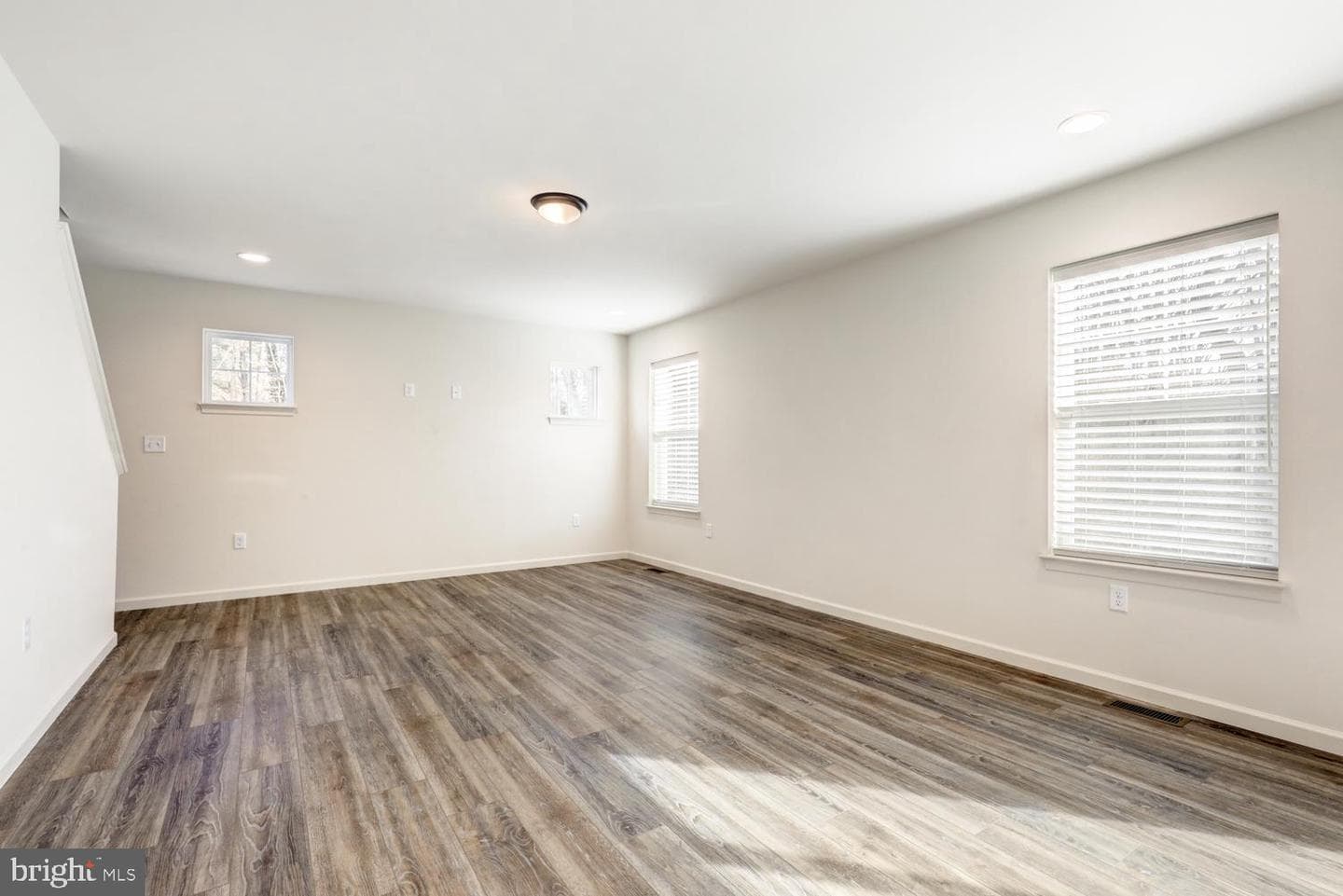 158 Leary Road photo 3
