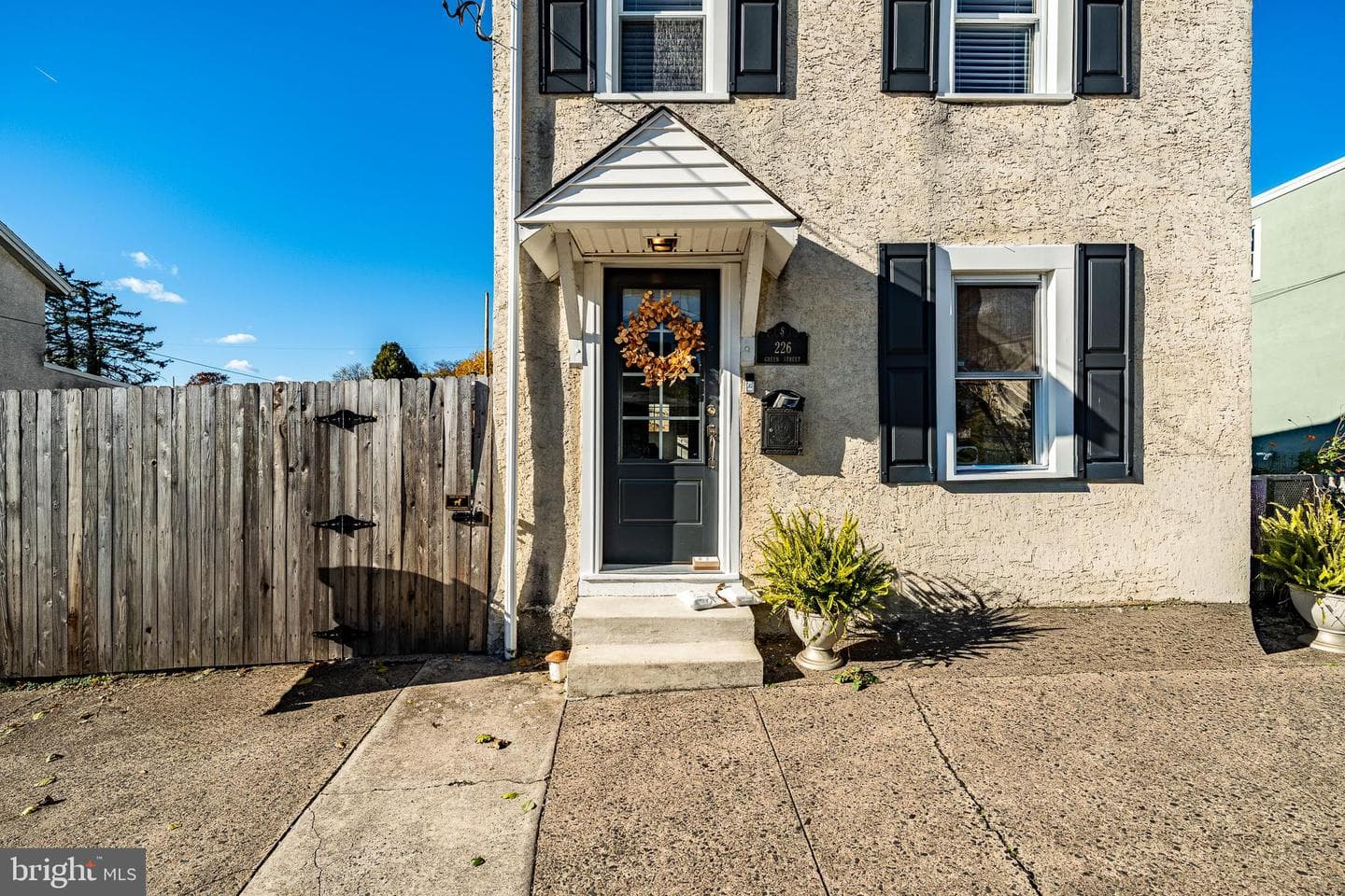 226 Green Street photo 2