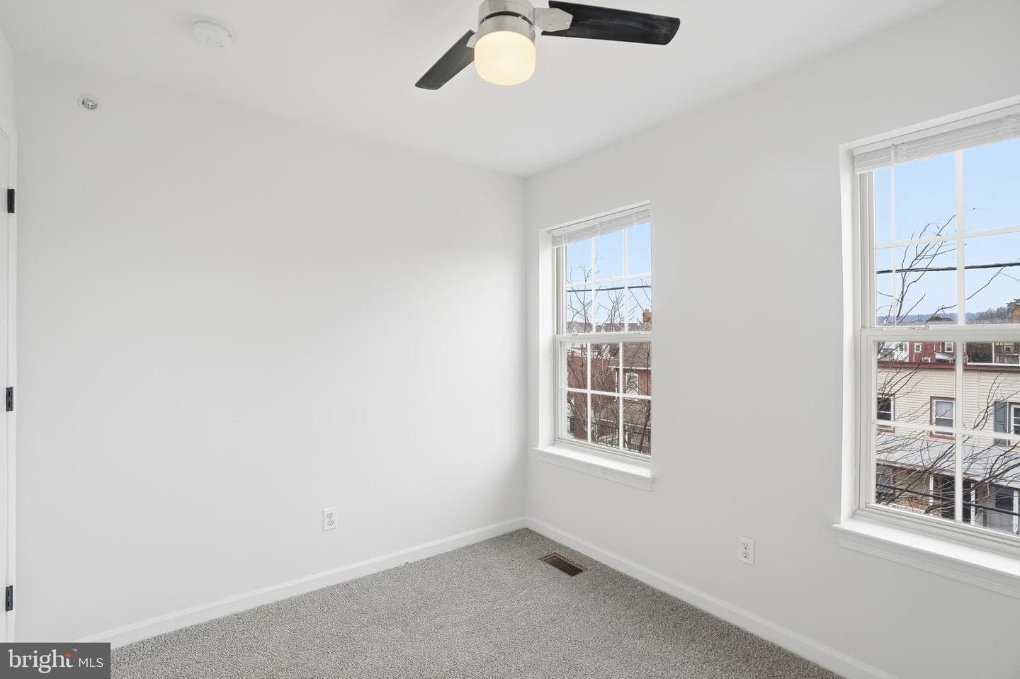 326 Jefferson Avenue #26 photo 29