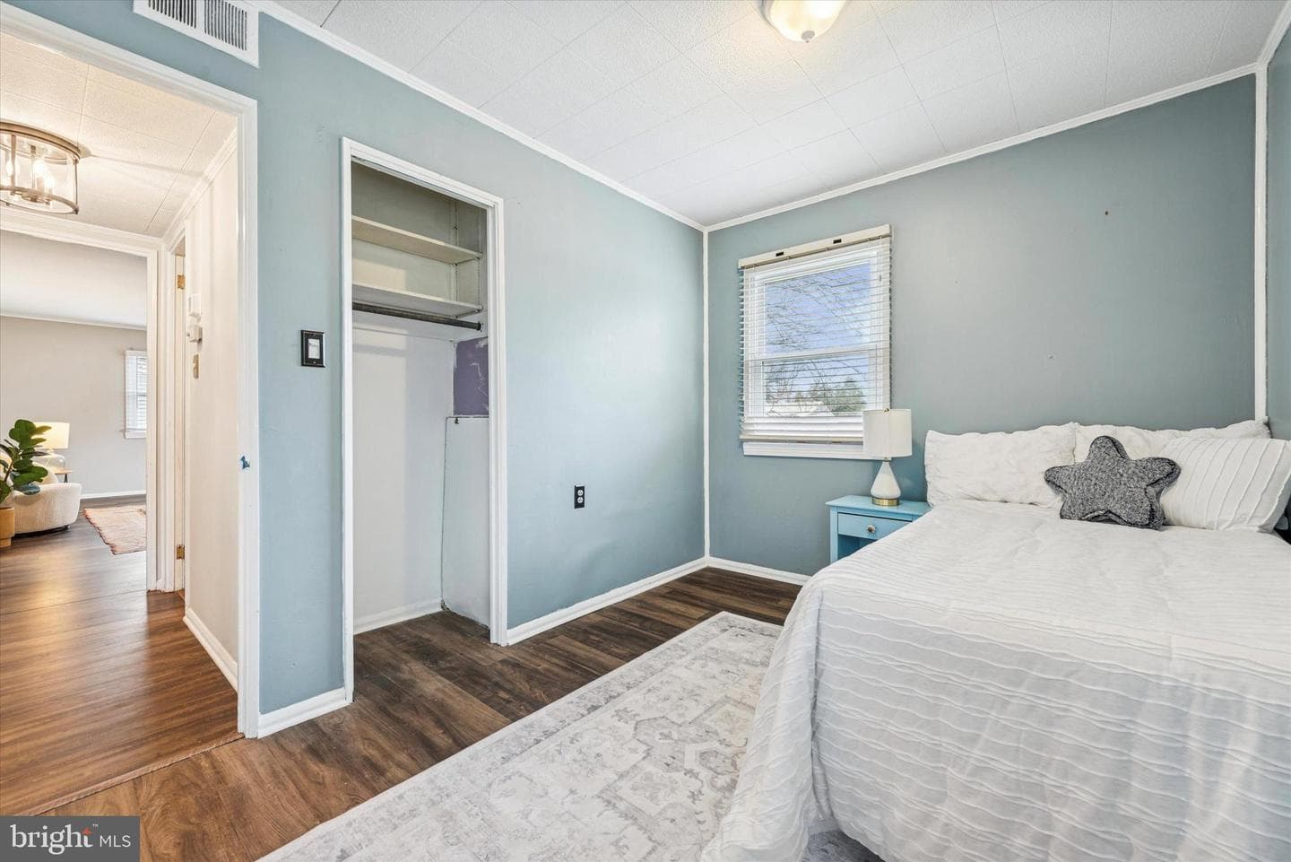 104 Lynbrook Road photo 15