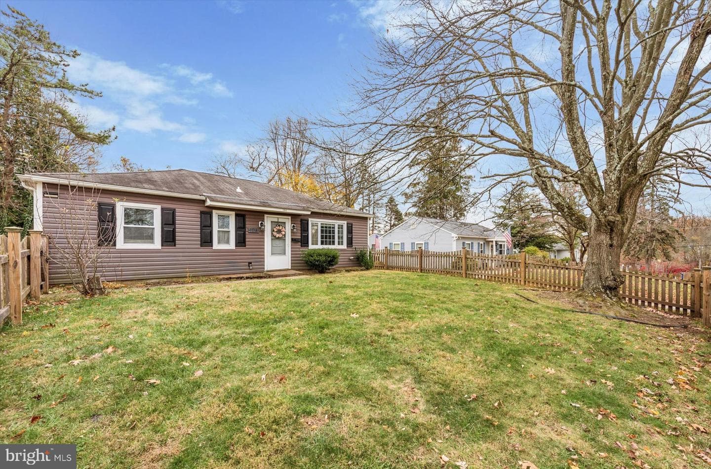 104 Lynbrook Road photo 2