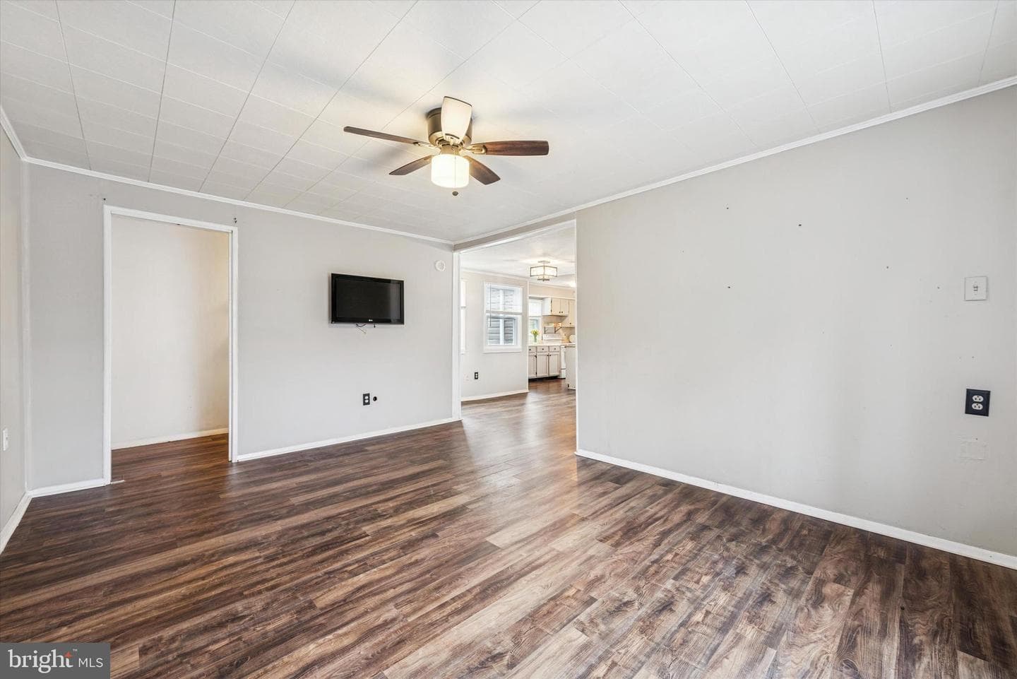 104 Lynbrook Road photo 22