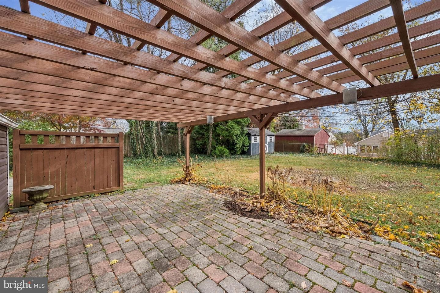 104 Lynbrook Road photo 24