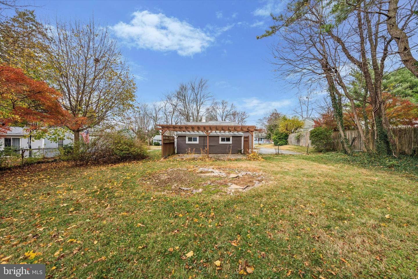 104 Lynbrook Road photo 28