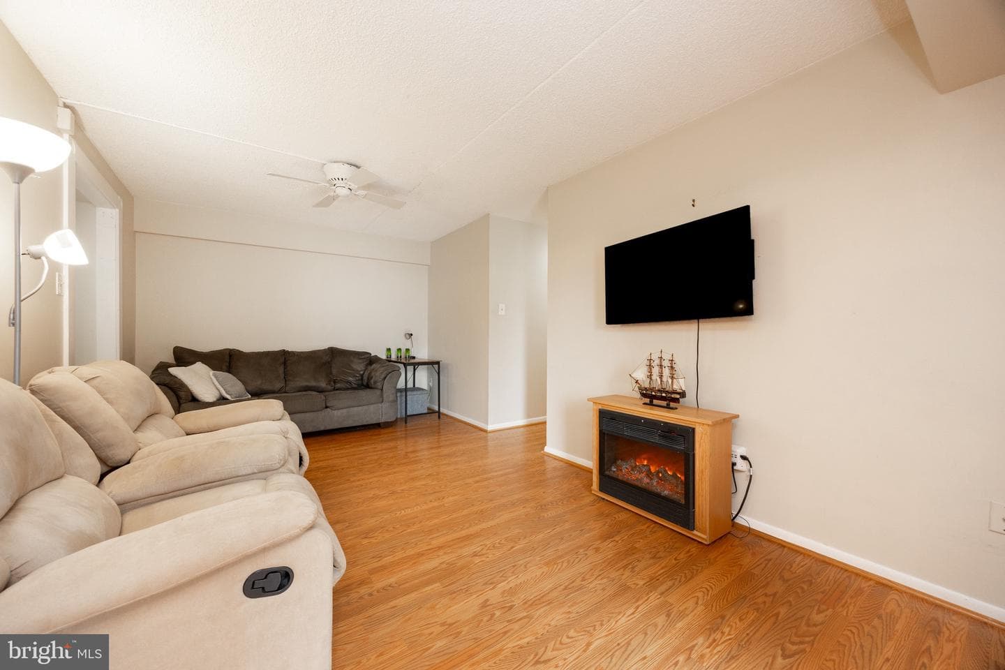 3015 Valley Drive #3015 photo 3