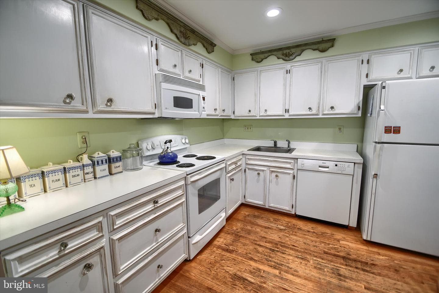 1304 Weatherstone Drive #1304 photo 9