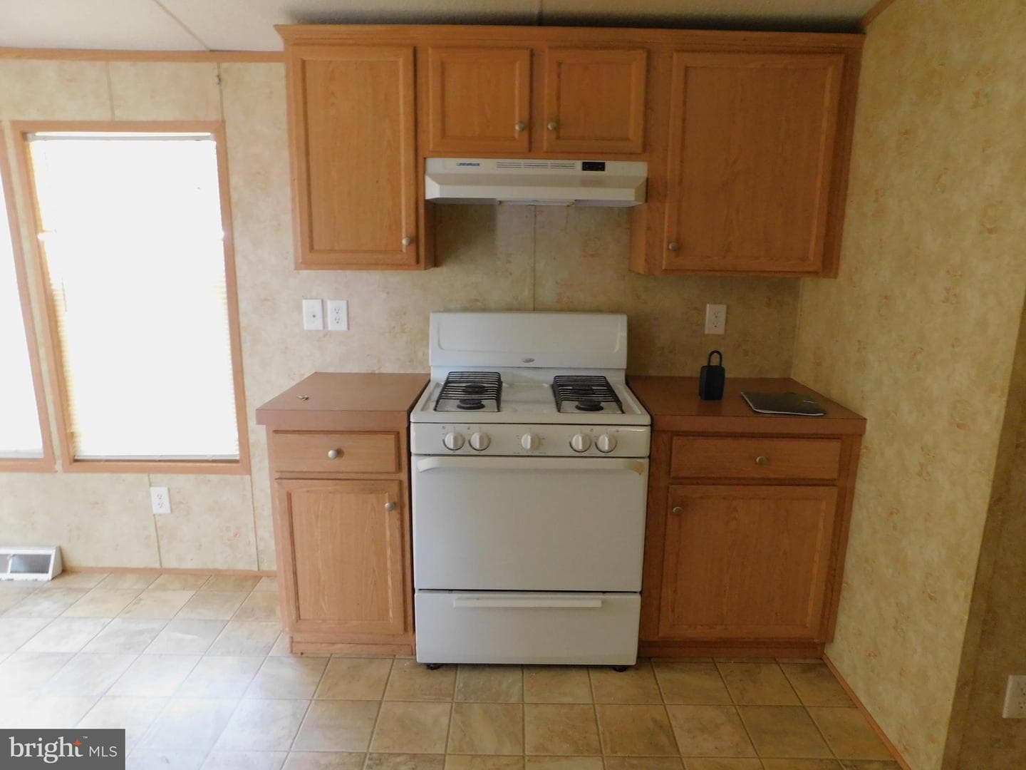 211 Michael Road photo 10