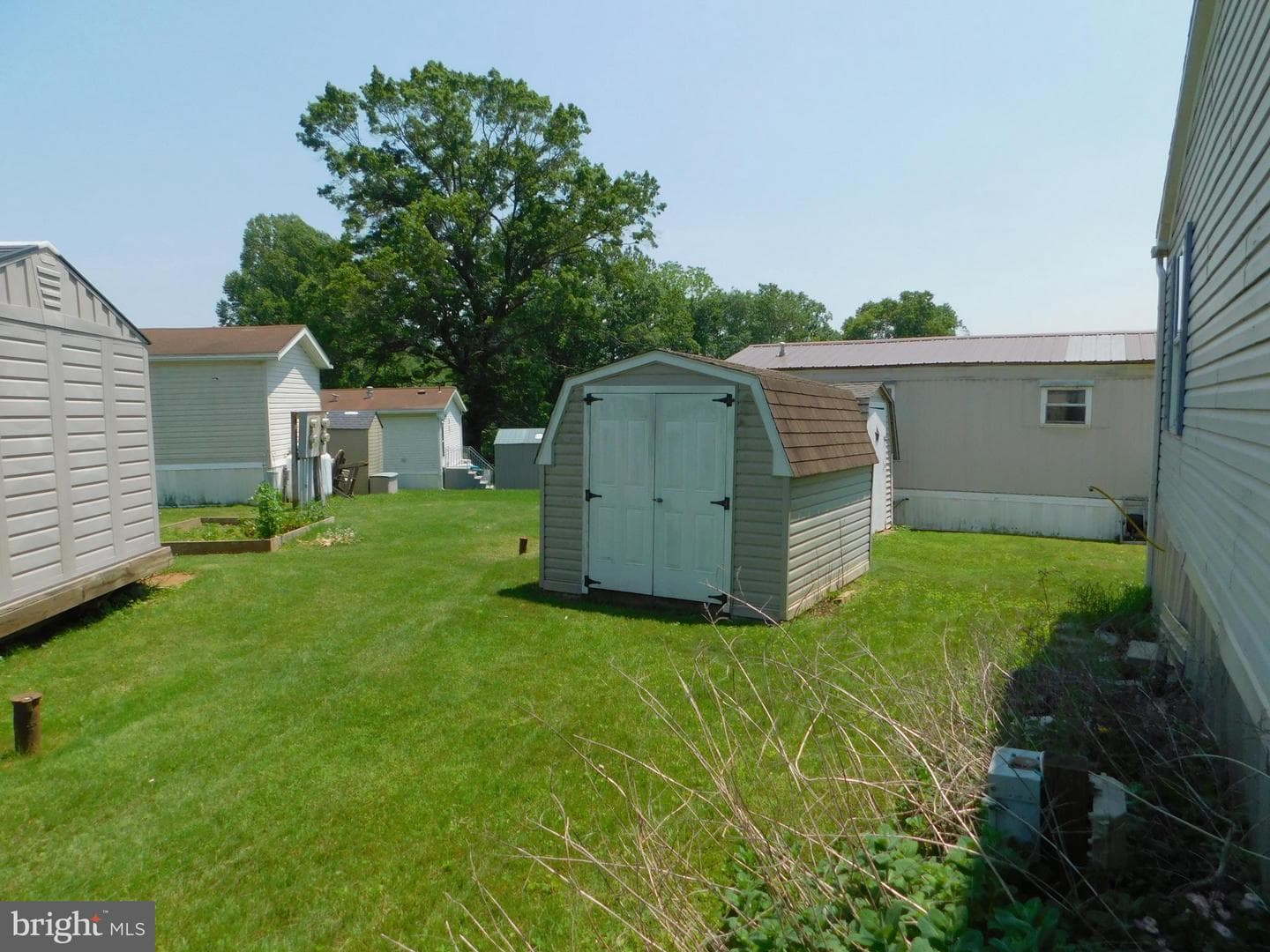 211 Michael Road photo 13