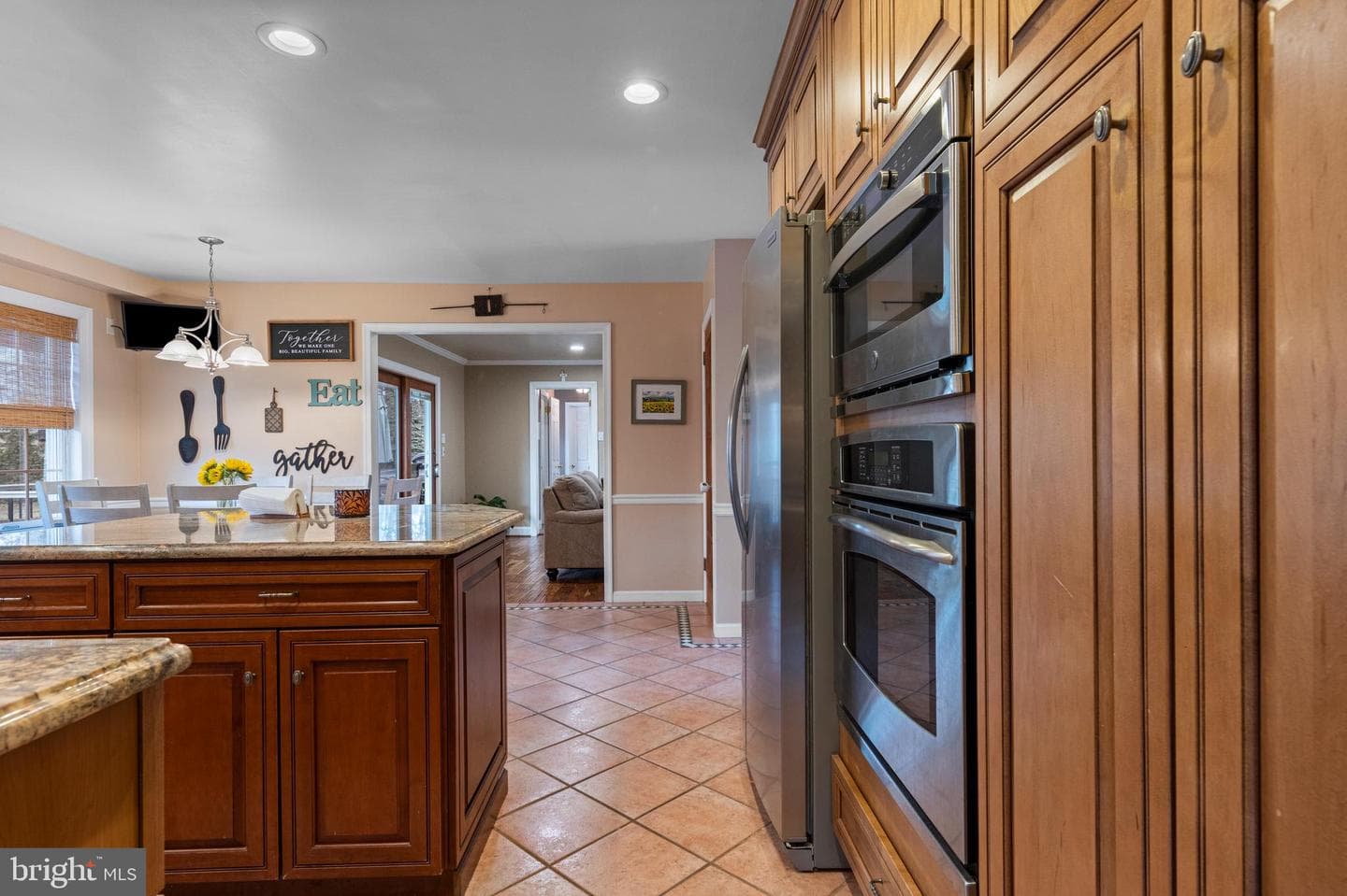 1586 Salomon Lane photo 18
