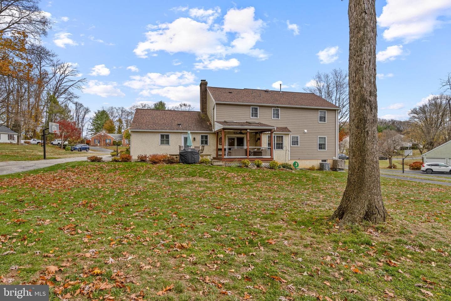 1586 Salomon Lane photo 4