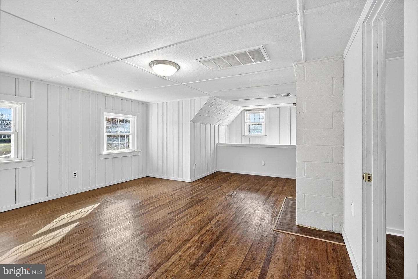 123 E Street Road photo 39
