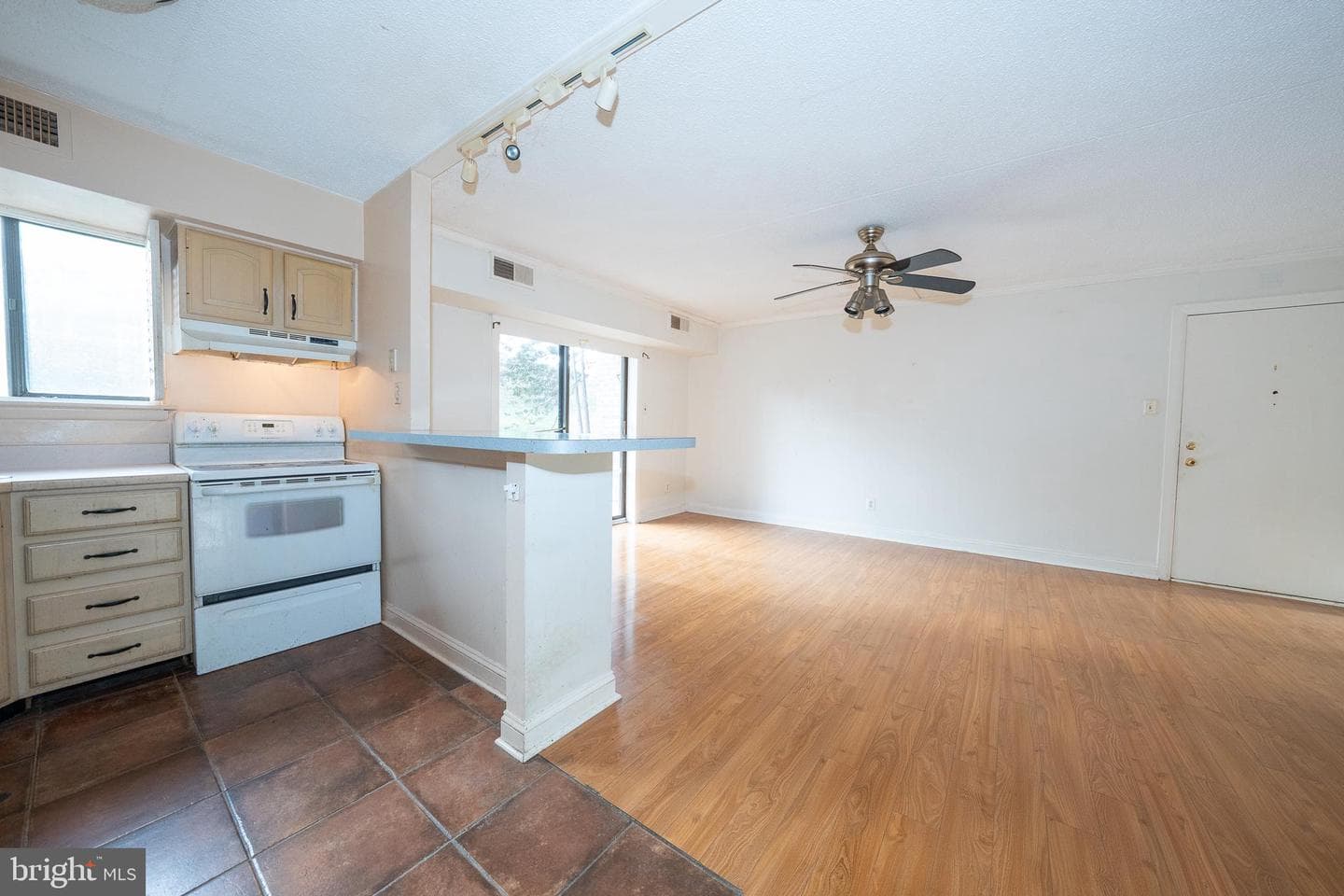1307 Valley Drive #1307 photo 11