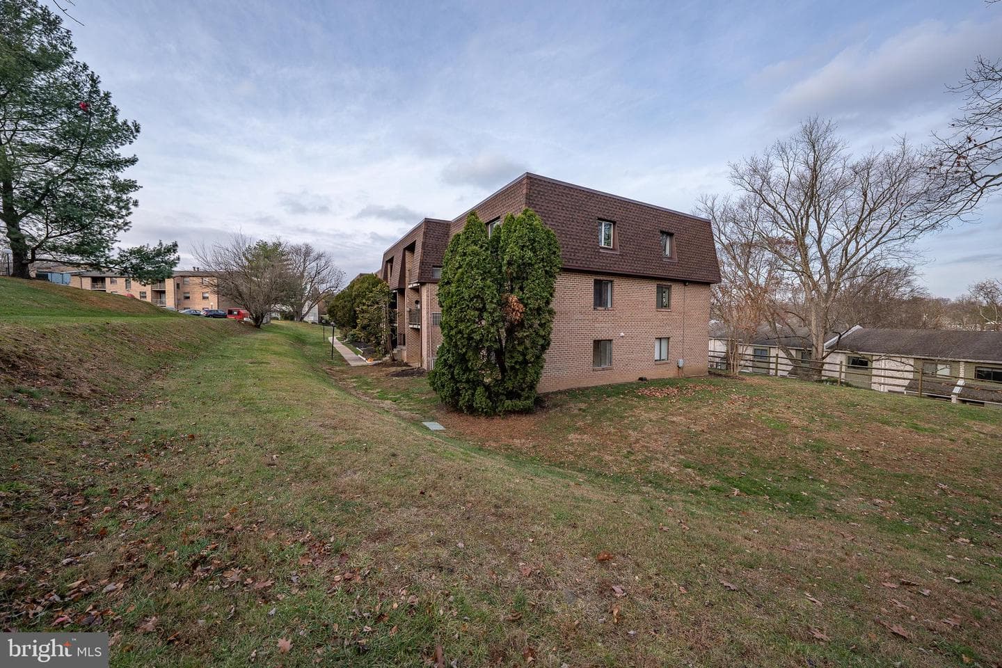 1307 Valley Drive #1307 photo 30