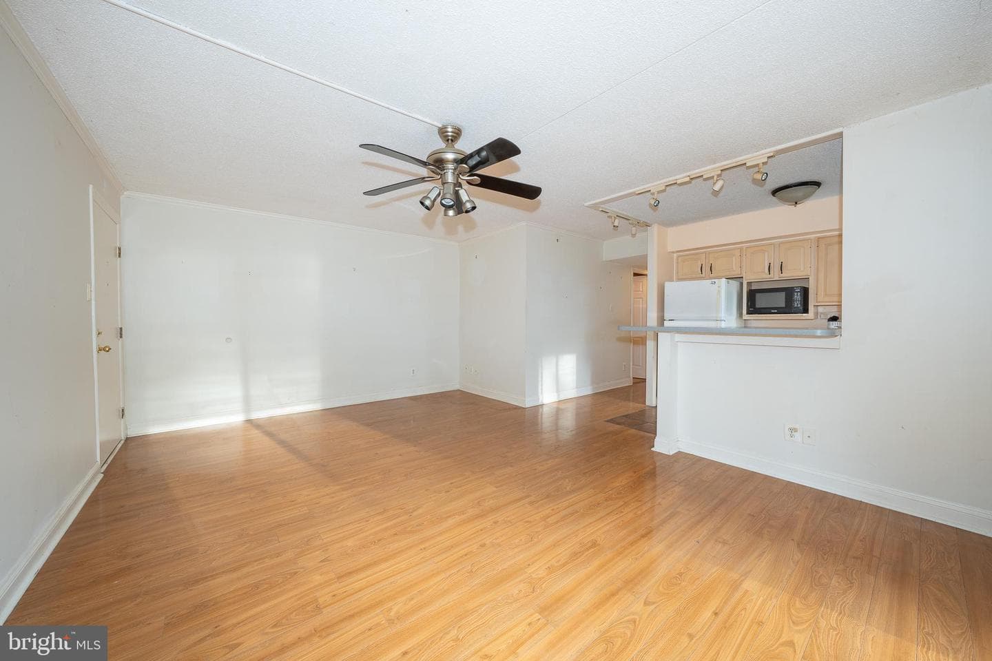 1307 Valley Drive #1307 photo 7