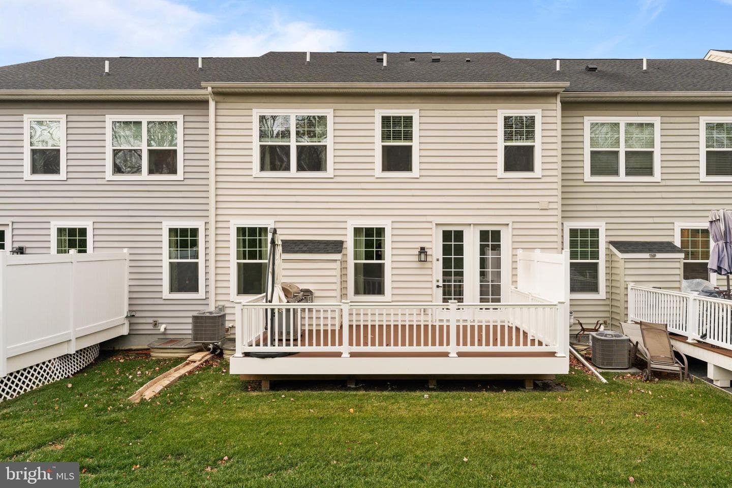 2237 Poe Lane photo 36