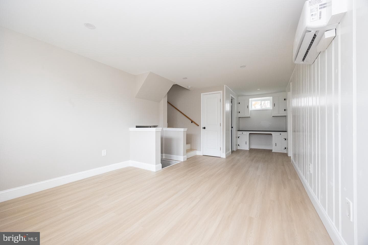 1050 Wayne Avenue photo 13
