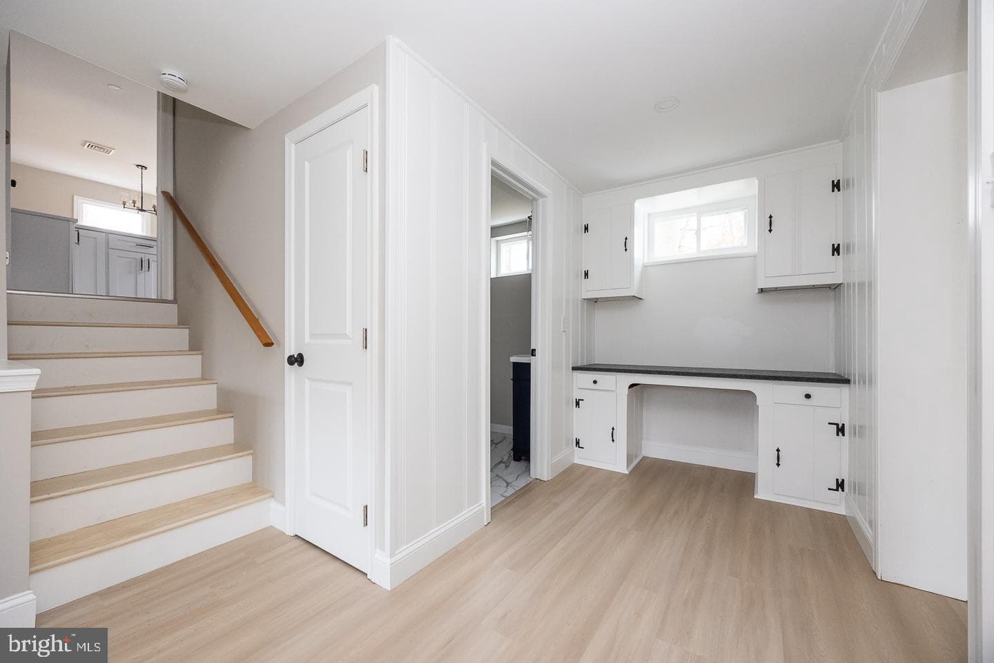 1050 Wayne Avenue photo 15
