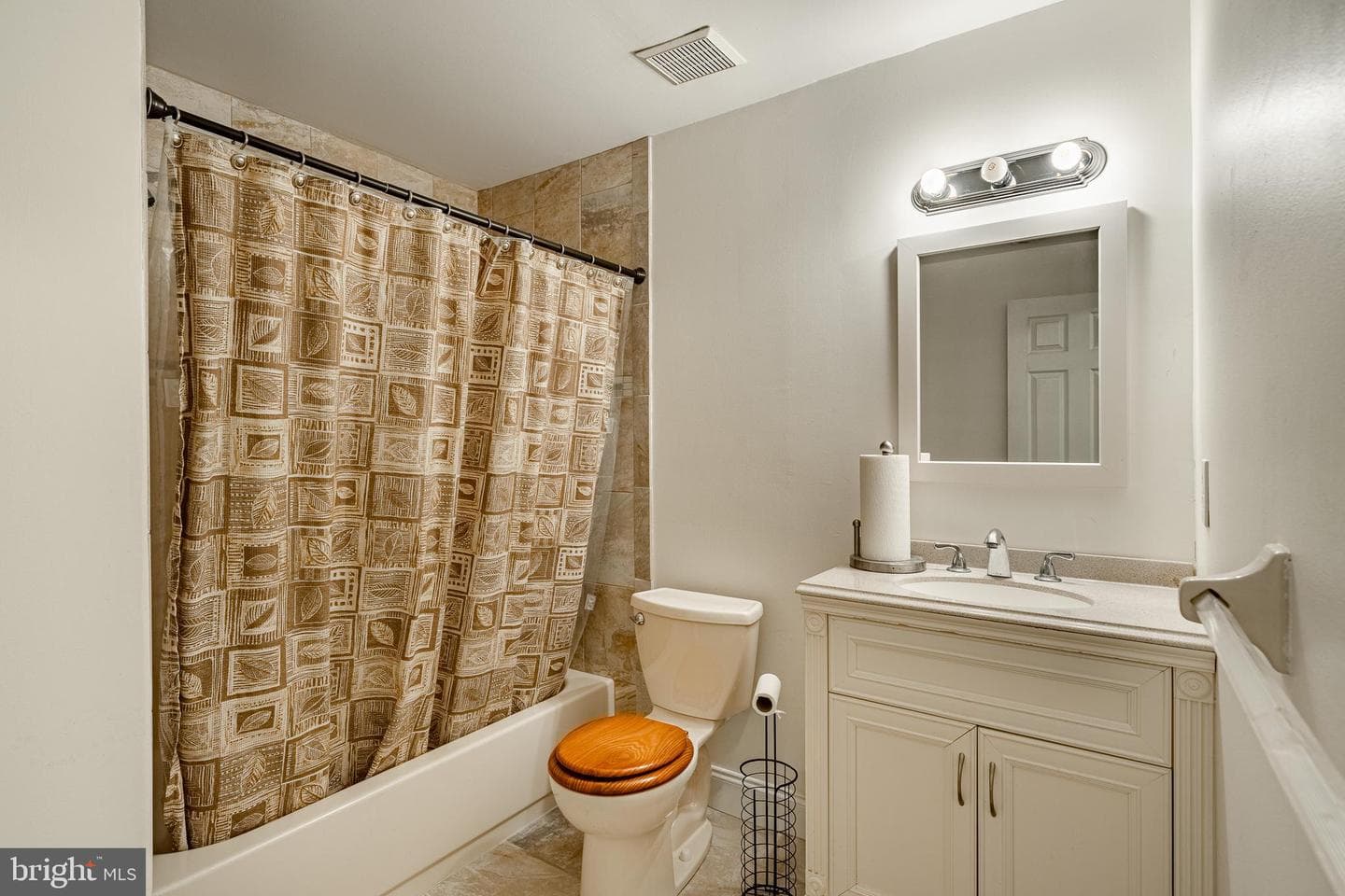 110 Fairfield Court photo 21
