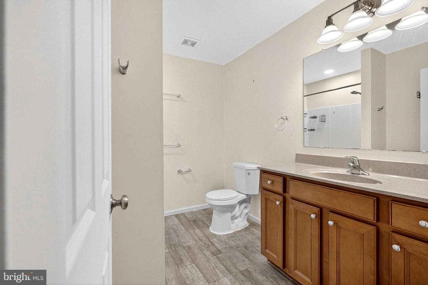 108 N Harner Boulevard photo 14